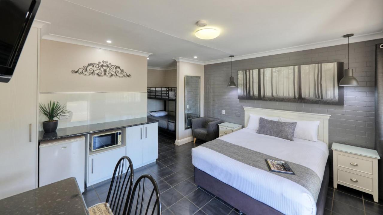 Country Leisure Motor Inn Даббо Экстерьер фото
