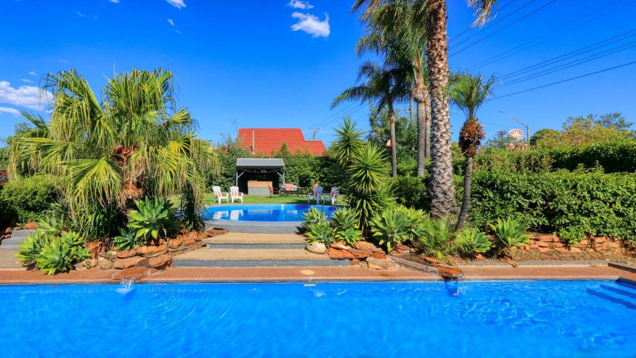 Country Leisure Motor Inn Даббо Экстерьер фото